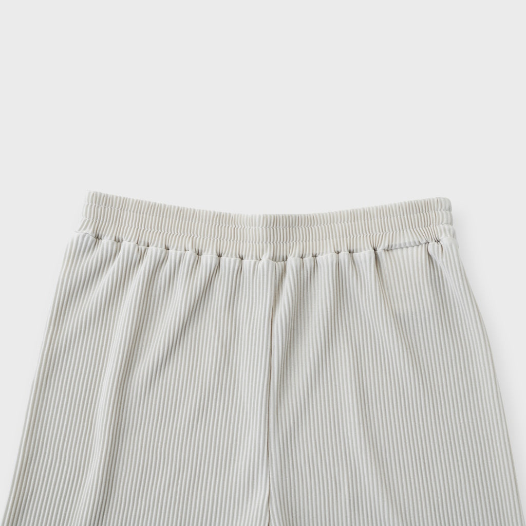 กางเกงพลีทพลิ้วขั้นโปร – ตัวเดียวจบ ครบทุกวัน