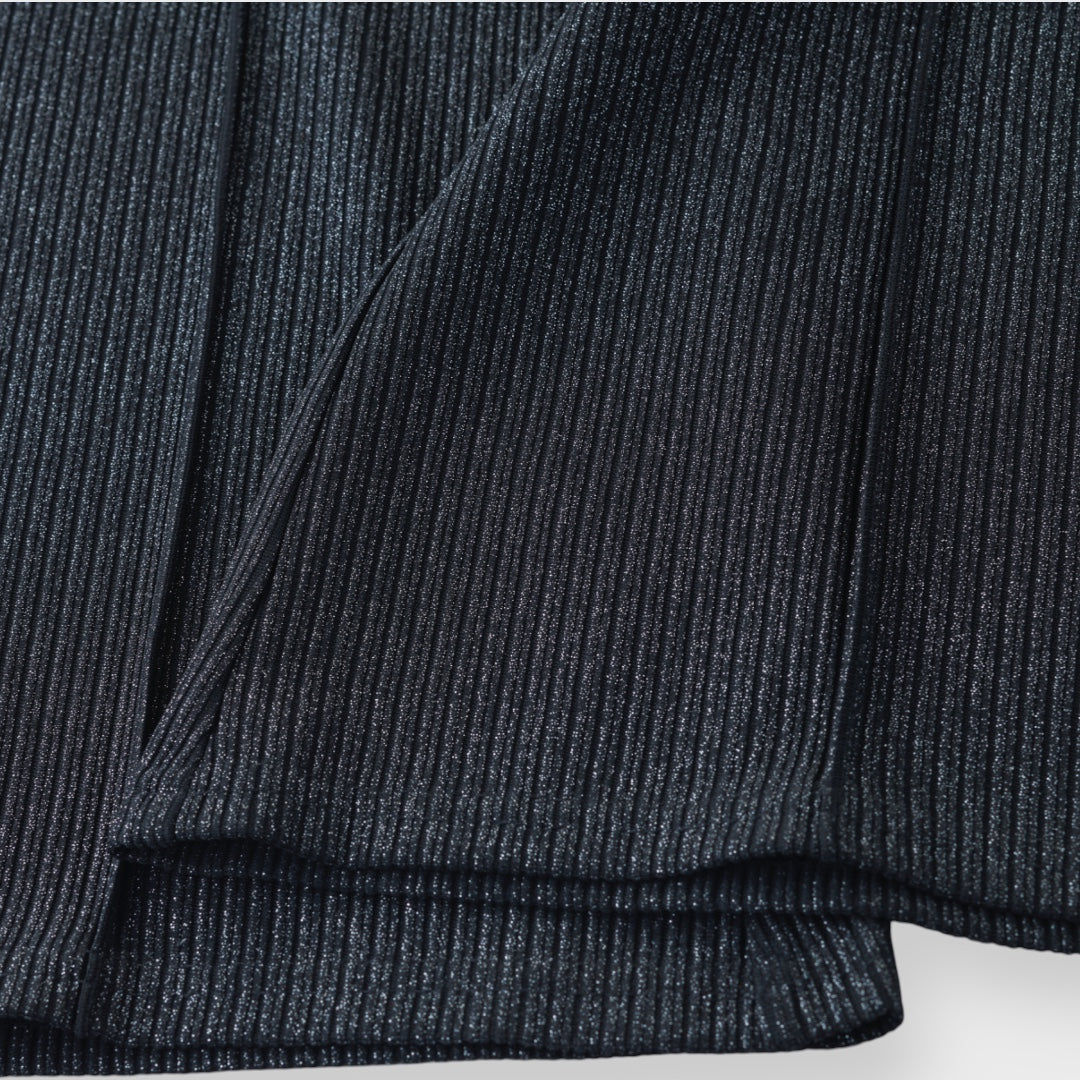 กางเกงสีดำทรงเนี๊ยบ – รุ่นที่หยิบทีไรก็รอด