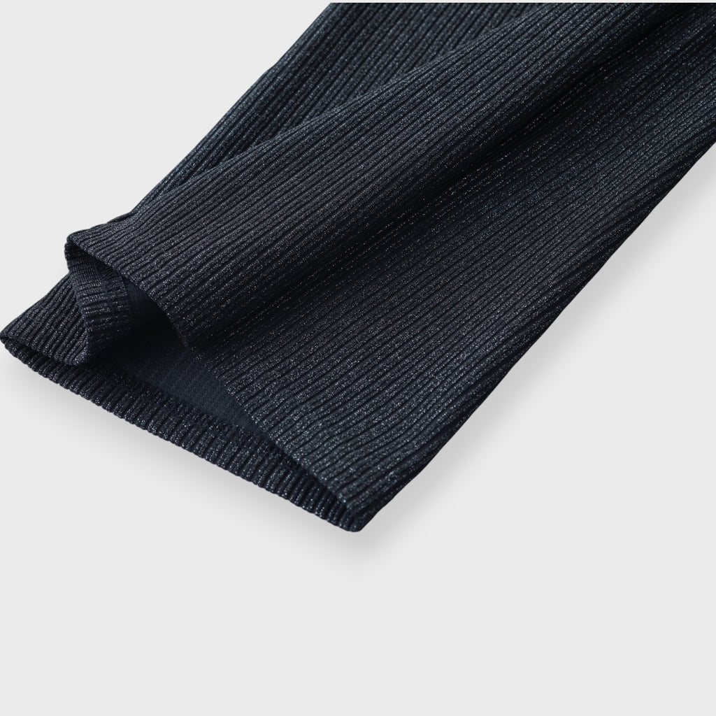 กางเกงสีดำทรงเนี๊ยบ – รุ่นที่หยิบทีไรก็รอด