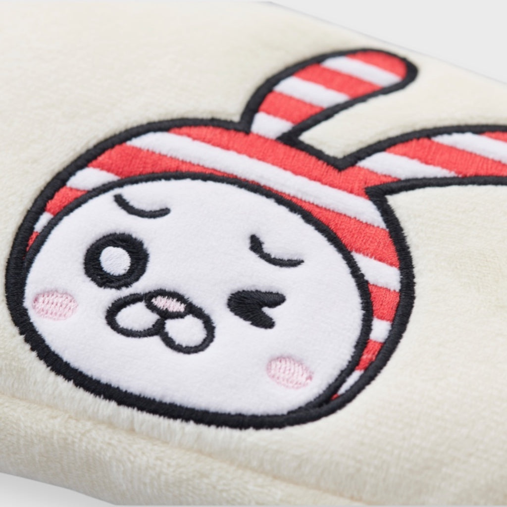 Shimausa Soft Pouch — “Dreamy Eyes & Secretive Smile” Edition Carry a touch of adorable confusion everywhere you go