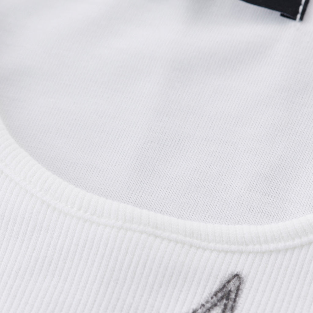 เสื้อครอปสายเท่ “Heart Rebel”  ลายหัวใจสุดเฟียร์ซ