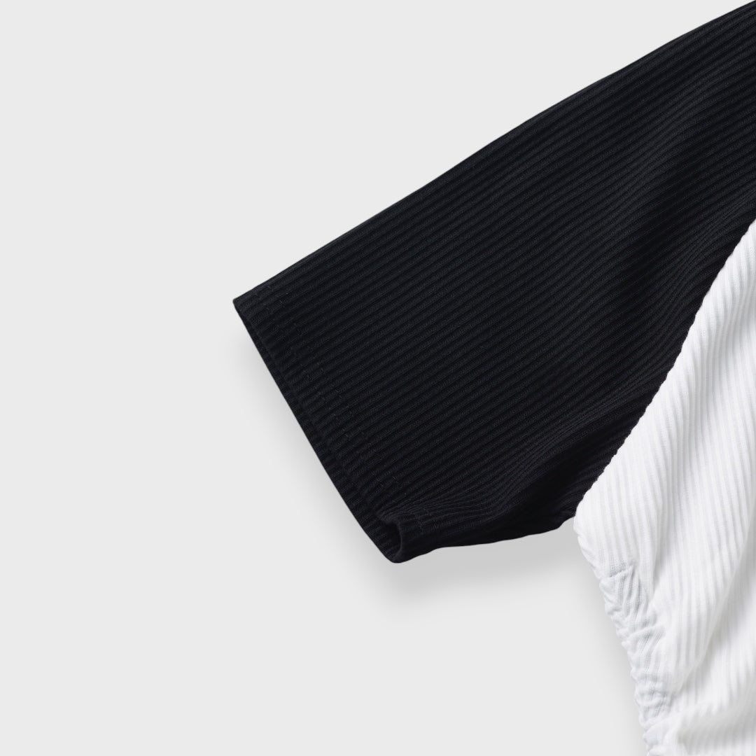 Keep An Open Mind Crop Top – “Open-hearted but Not That Open” Edition 🌼 Cute Daisy Print in Black & White