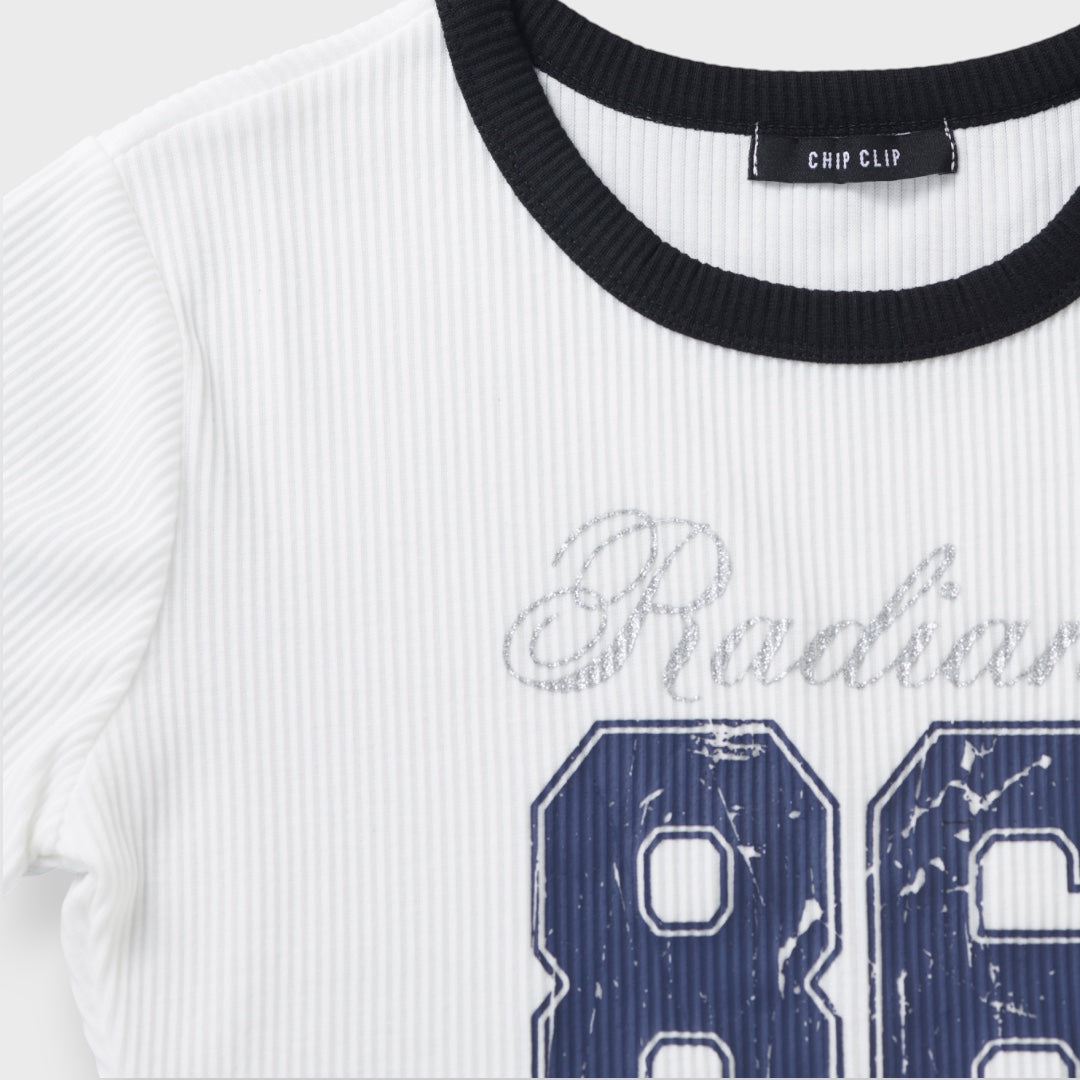 เสื้อครอป “Radiant 86”  – ใส่แล้วเท่พร้อมลงสนาม
