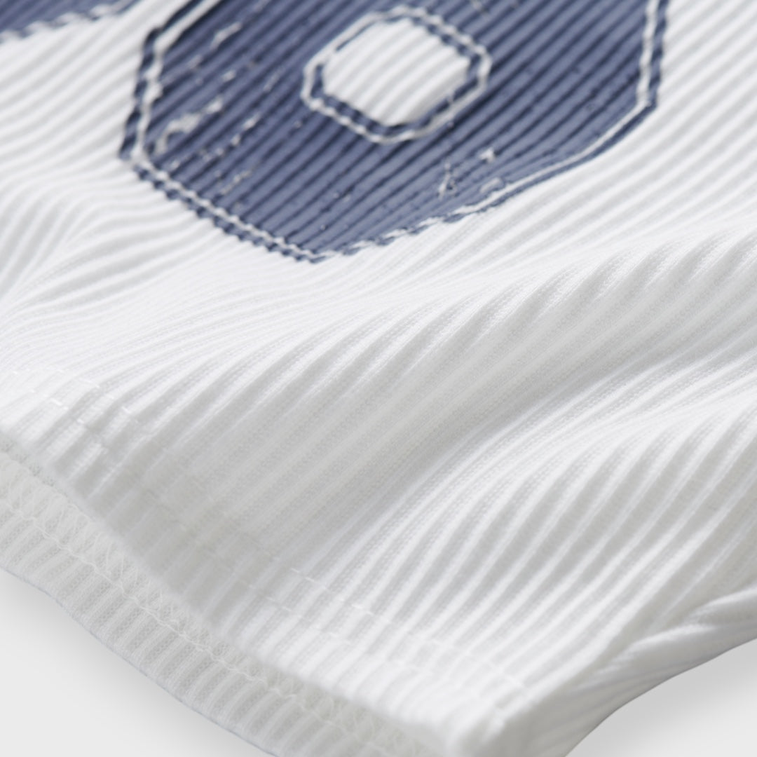 เสื้อครอป “Radiant 86”  – ใส่แล้วเท่พร้อมลงสนาม
