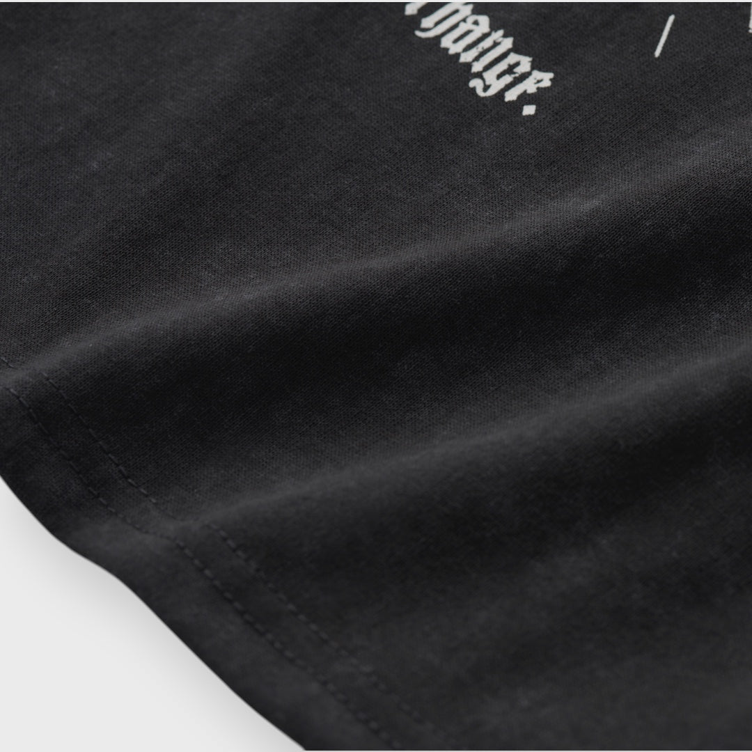 เสื้อครอปวินเทจลายหัวใจติดปีก “Absolutely”