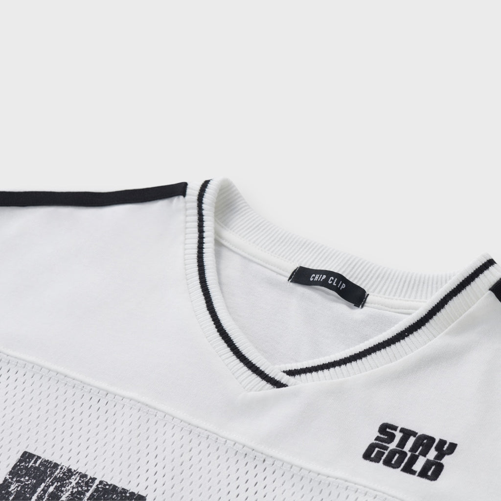 เสื้อยืดทรงครอป “Stay Gold 78” ลุคสไตล์สปอร์ต| เสื้อผู้หญิง แฟชั่นเท่ ๆ ใส่แล้วดูคูล