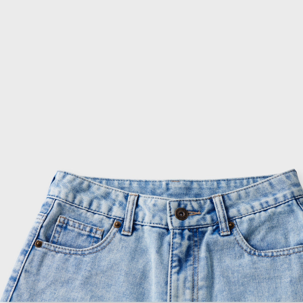 กางเกงยีนส์ขาสั้น – รุ่น “ขอความน่ารักหนึ่งช็อตค่ะ”