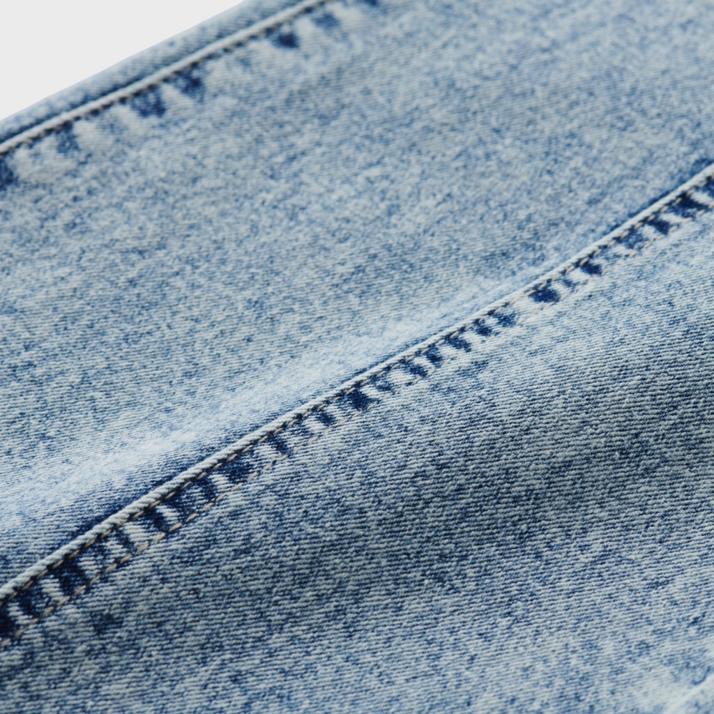 High-Waist Flare Jeans “Perfect Fit Mode!”