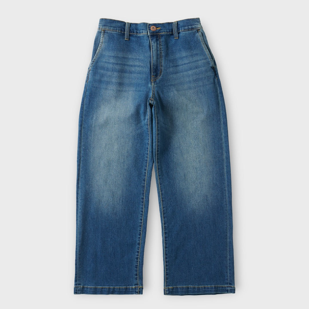 Everyday Blue Jeans, “Relaxed and Ready” 👖✨