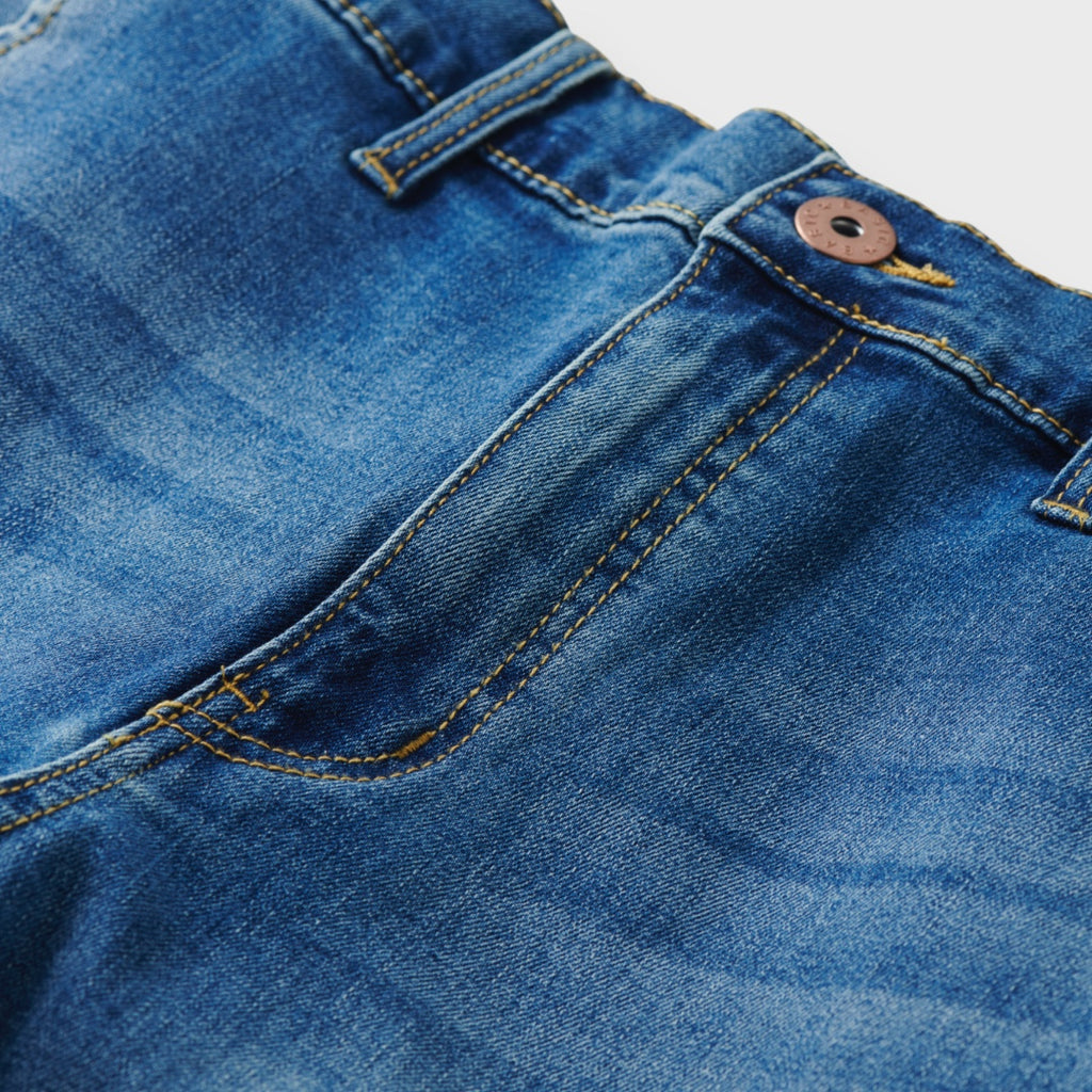 Everyday Blue Jeans, “Relaxed and Ready” 👖✨