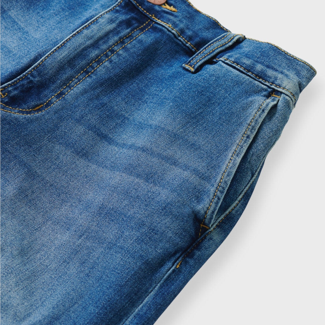 Everyday Blue Jeans, “Relaxed and Ready” 👖✨