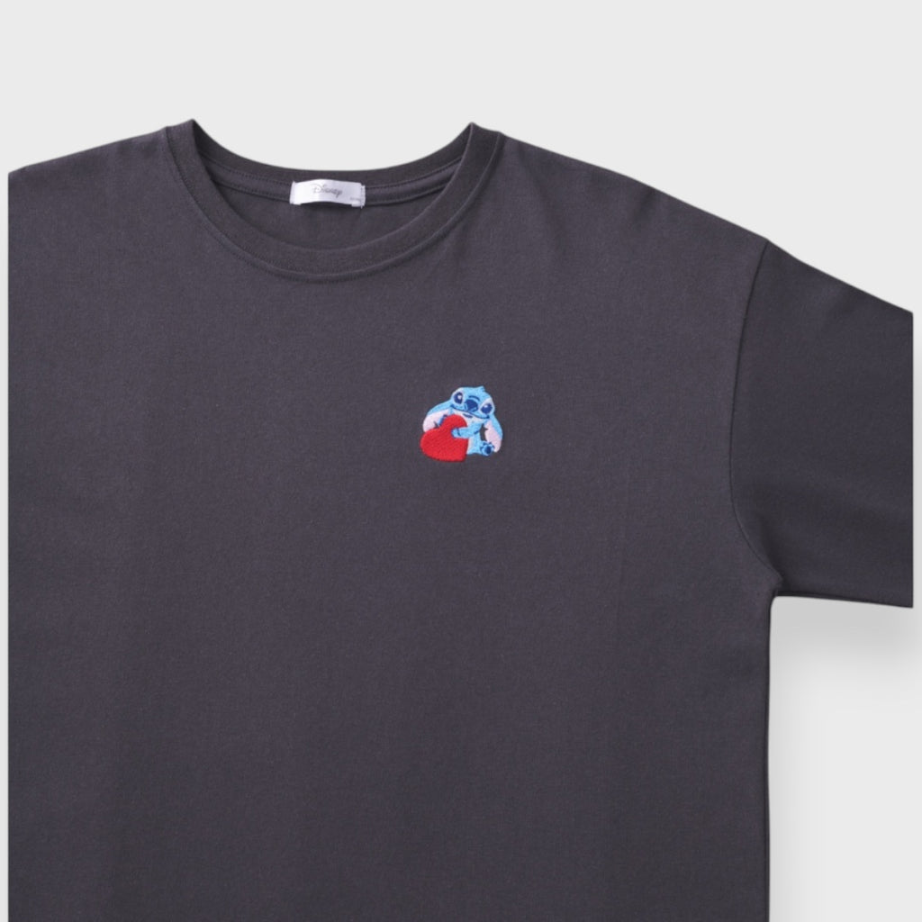 เสื้อแขนยาว Stitch กอดหัวใจสดใส พร้อมยิ้มไปกับสติช