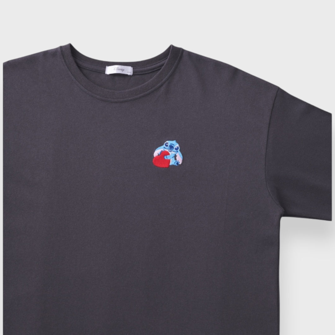 เสื้อแขนยาว Stitch กอดหัวใจสดใส พร้อมยิ้มไปกับสติช