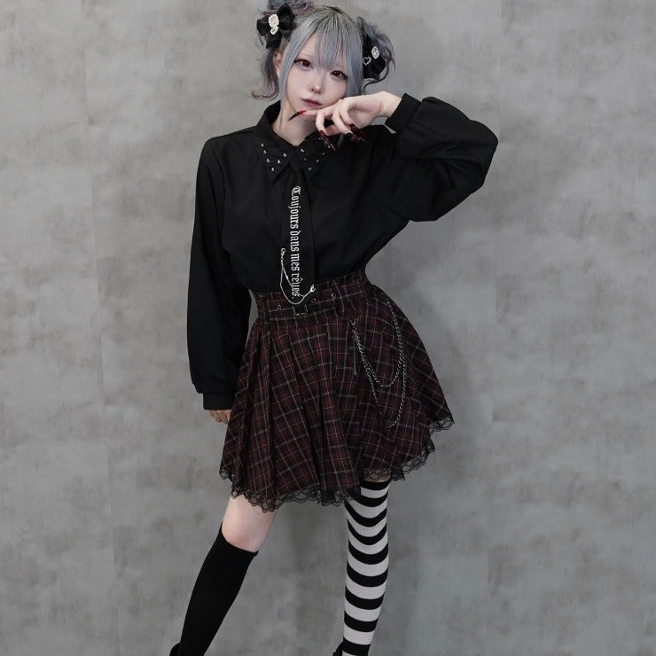 Majoretty - เสื้อเชิ้ตสีดำ พร้อมเนกไทแต่งโซ่สุดเท่
