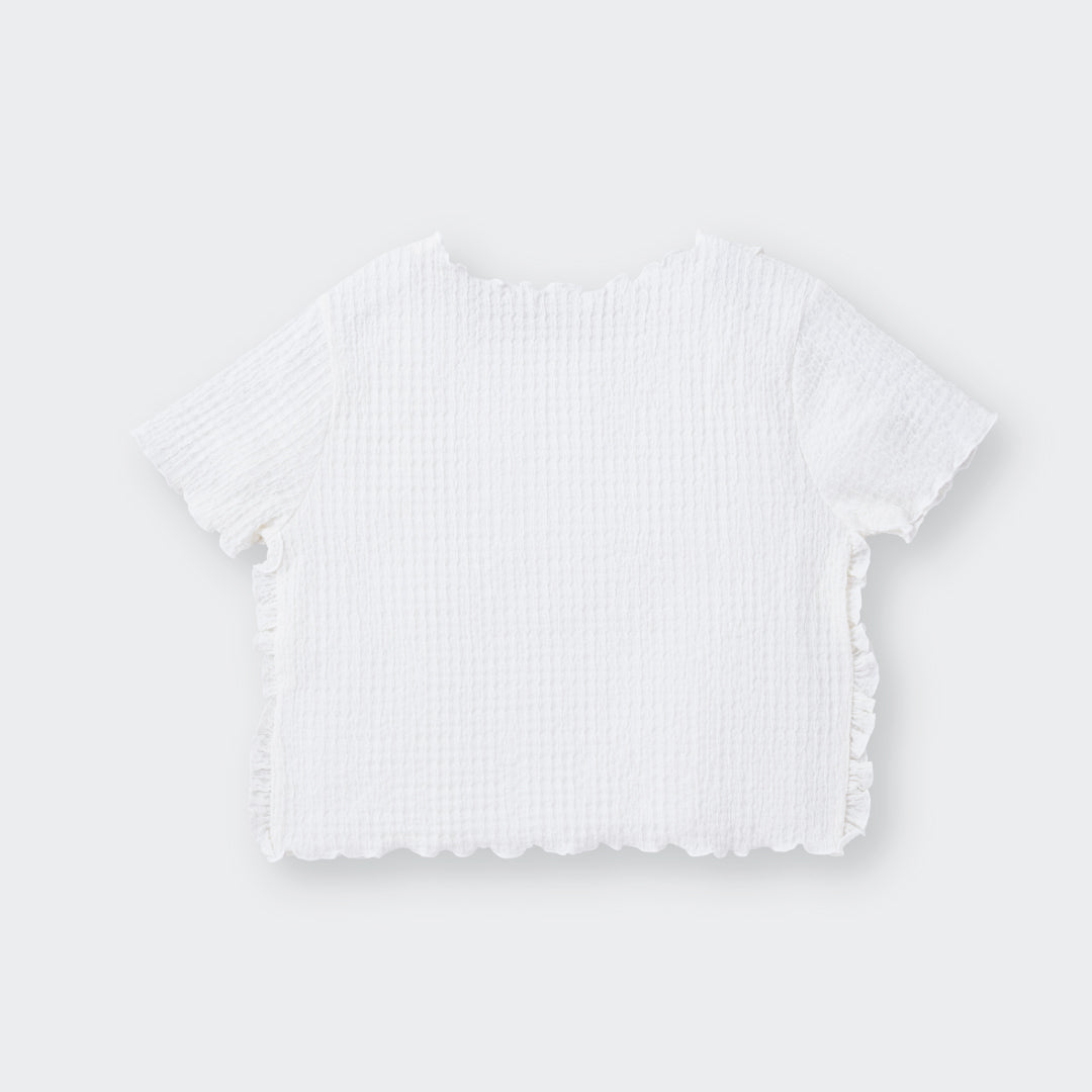 เสื้อยืดผู้หญิง “ระบายเบา ๆ แต่ความน่ารักไม่เบาเลย”