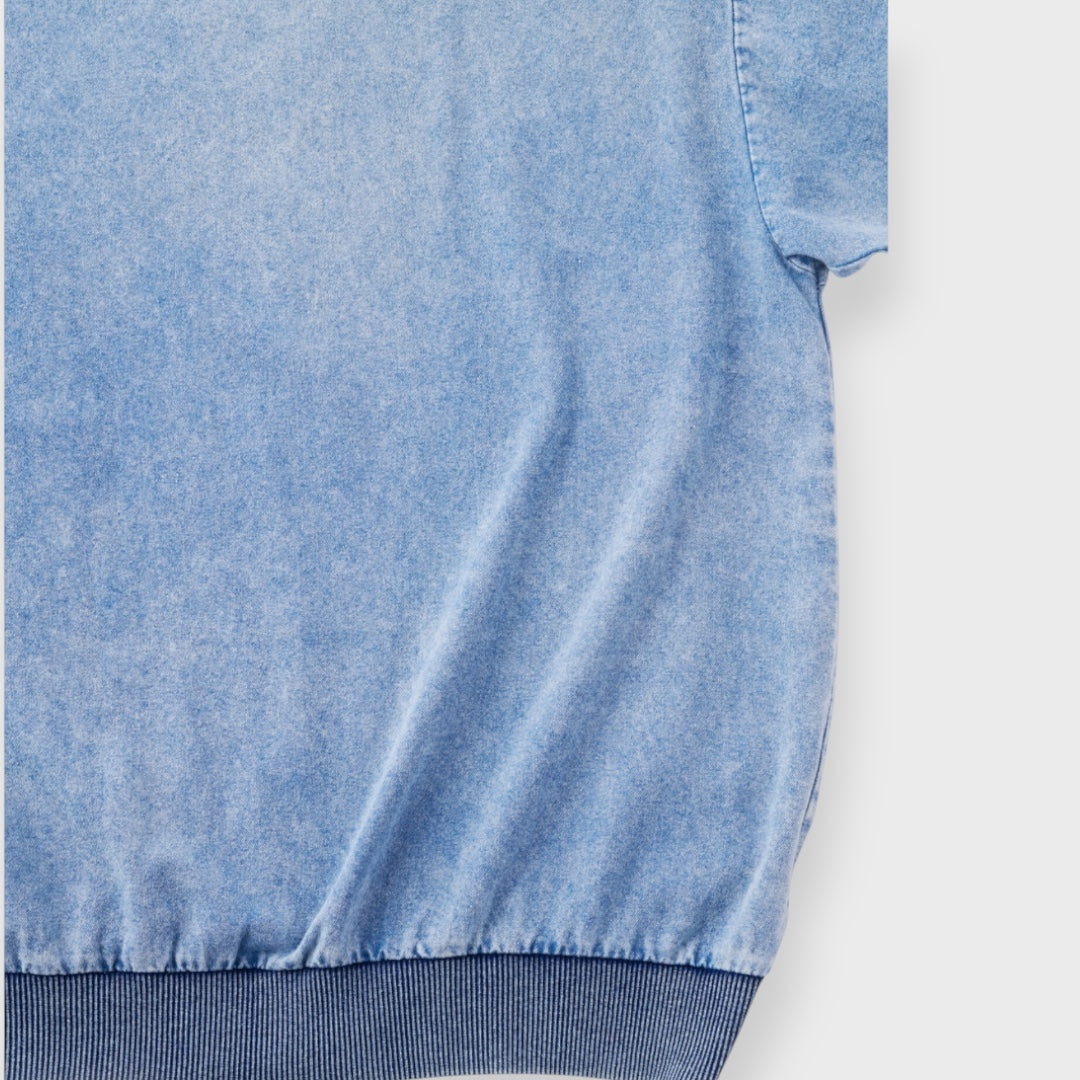 เสื้อยืดแขนสั้น "Memories of Happy Days" – ดีไซน์เท่ด้วยปักลายหัวใจ