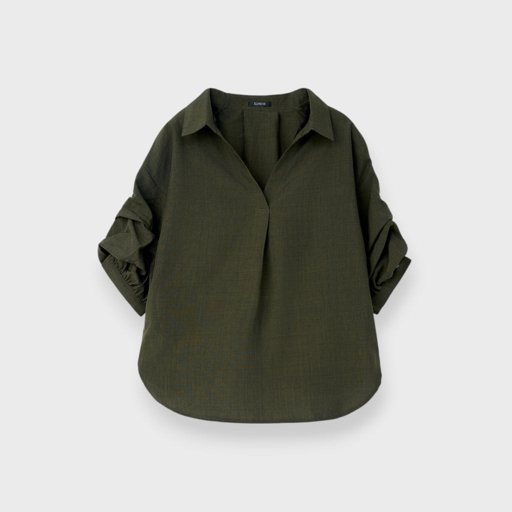 EFFORTLESS DRAPE BLOUSE – RELAXED EVERYDAY TOP WITH A CLEAN MODERN LOOK