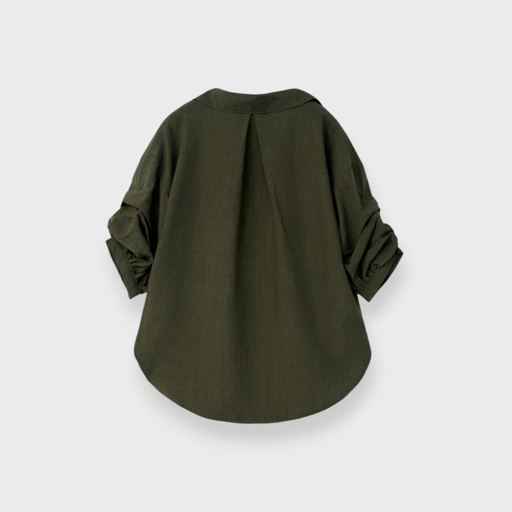 EFFORTLESS DRAPE BLOUSE – RELAXED EVERYDAY TOP WITH A CLEAN MODERN LOOK