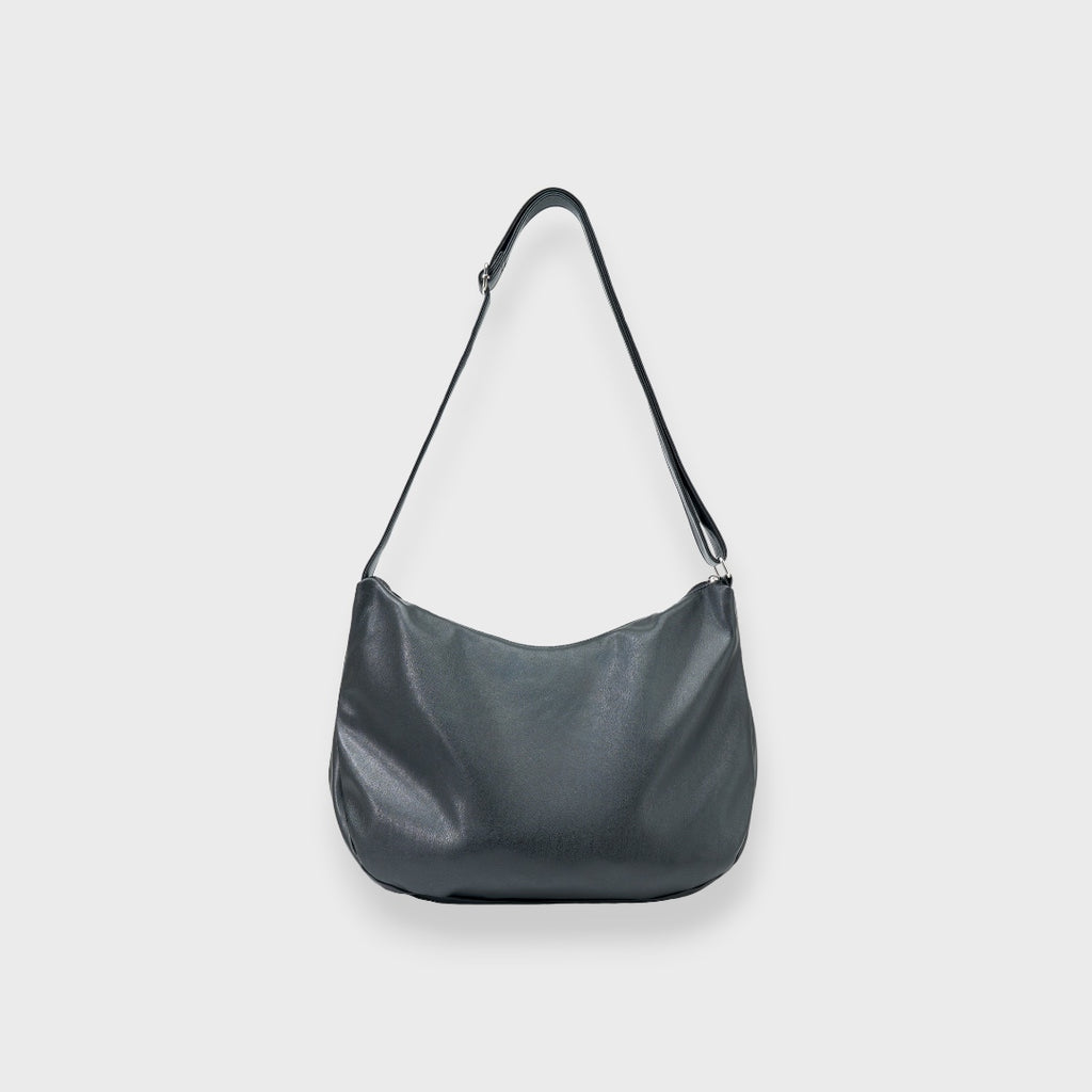 UTILITY POCKET SHOULDER BAG – CLEAN EVERYDAY BAG WITH EASY CARRY STYLE