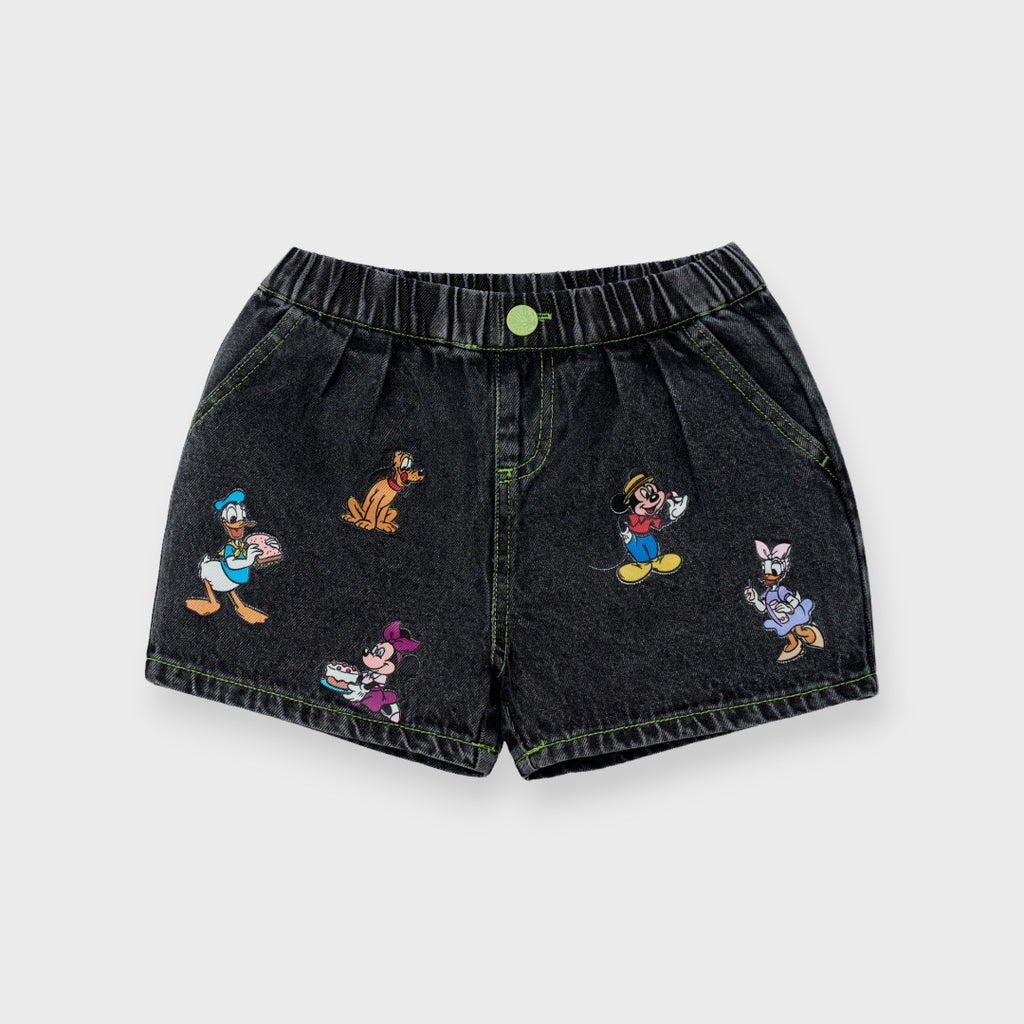 Kids (Size 90-100) กางเกงขาสั้นเด็ก Disney ลายขบวนพาเหรดแสนสนุกของแก๊ง Mickey & Friends