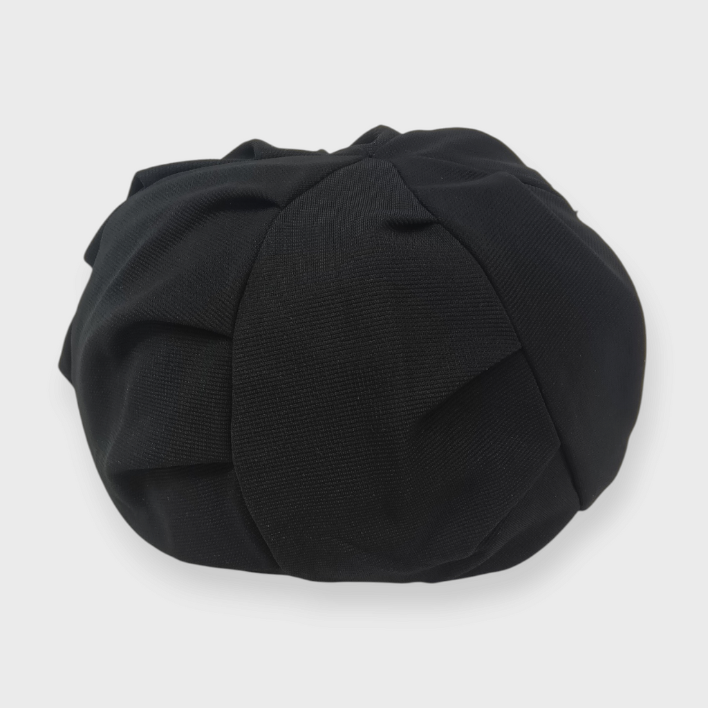 WOMEN'S PLEATED CHECK-DETAIL BAKER BOY CAP WITH CROSS CHARM (57.5 CM)