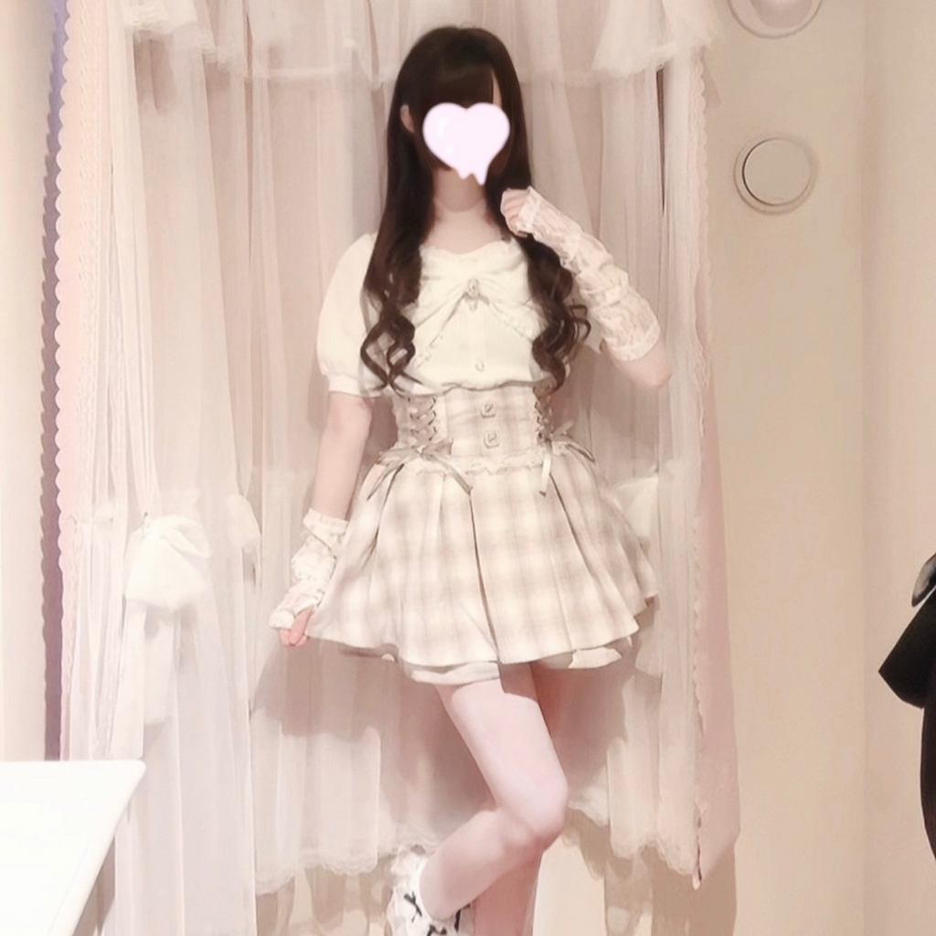 Majoretty x Kokone - เสื้อเบาส์ผ้ายืด แต่งโบว์หัวใจสไตล์ Jirai Kei สุดคิ้วท์จากญี่ปุ่น