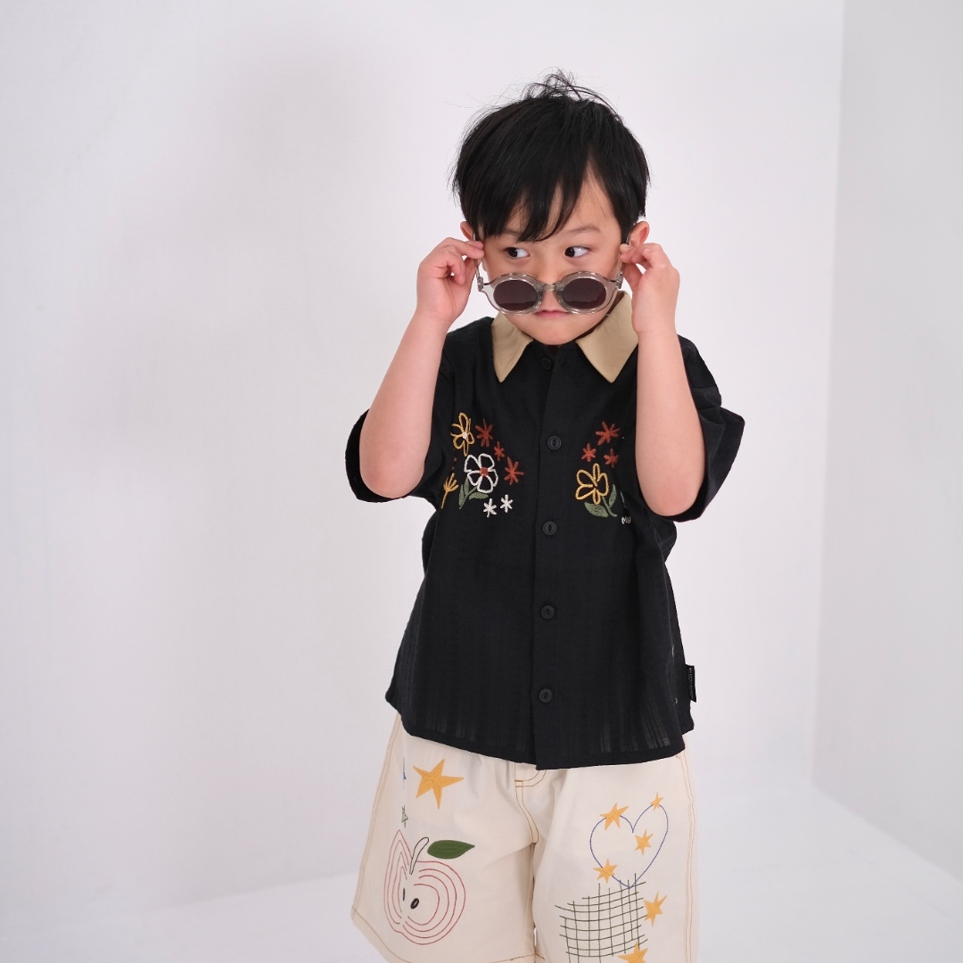 BICOLOR COLLAR FLOWER EMBROIDERY SHIRT (90CM）