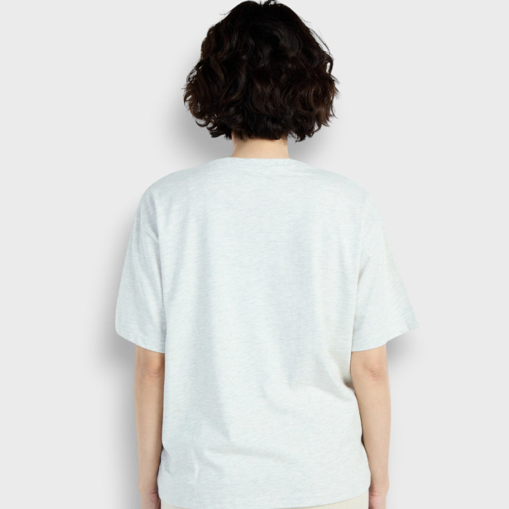 เสื้อยืด Pooh โหมดง่วงหิวตอน 11 โมง — ง่วงๆ หิวๆ ใส่ได้หมด (Size M-LL)