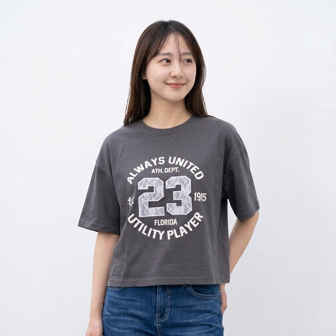 WOMEN’S ALWAYS UNITED 23 LACE APPLIQUÉ COLLEGE GRAPHIC CROPPED T-SHIRT