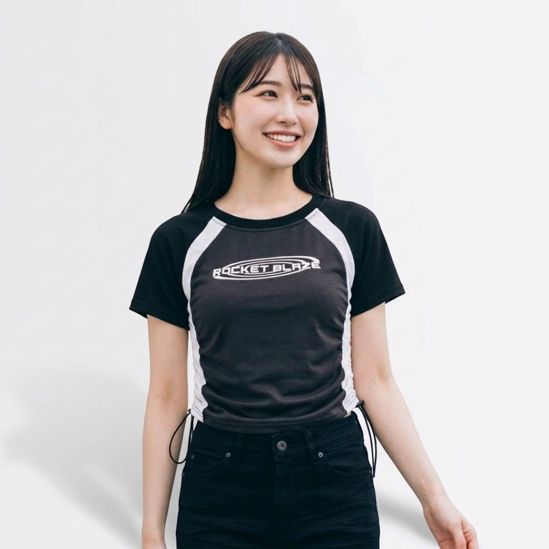 WOMEN'S CONTRAST-SLEEVE T-SHIRT WITH SIDE GATHERS