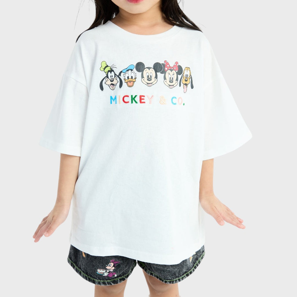 KIDS (SIZE 90-100) DISNEY MICKEY & FRIENDS OVERSIZED T-SHIRT WHITE “MICKEY & CO.”
