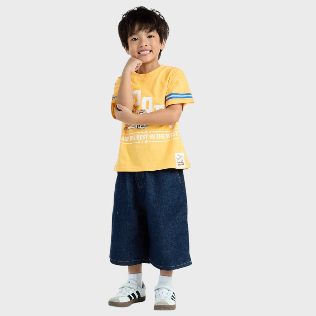 Kids (Size 100-120)  เสื้อยืดเด็กสายลุยพร้อมพจญภัย Toy Story ลาย Woody “Best in the West