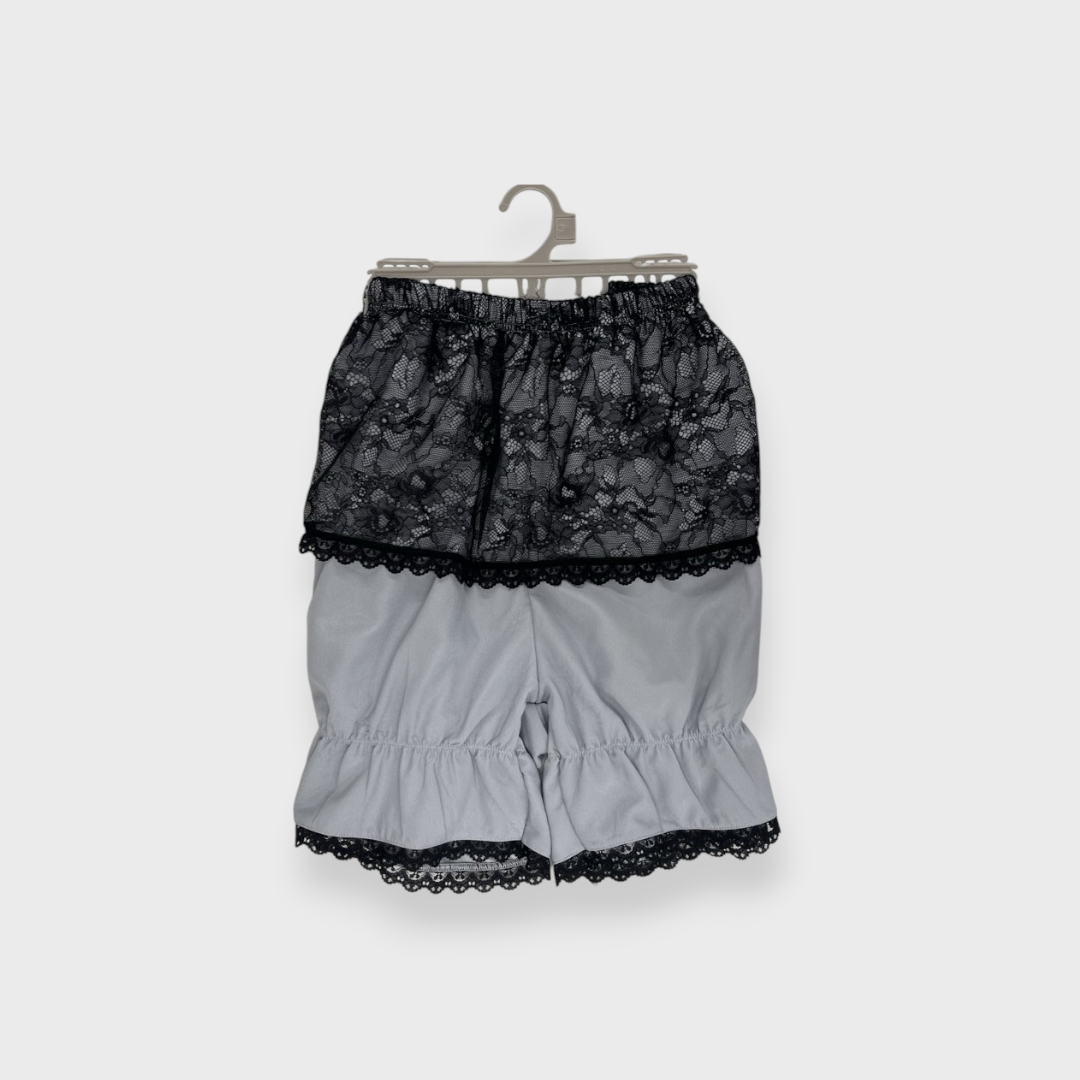 LACE RUFFLE DRAWERS