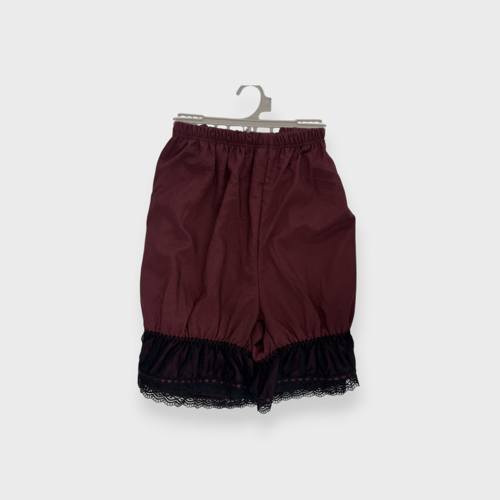 LACE RUFFLE DRAWERS