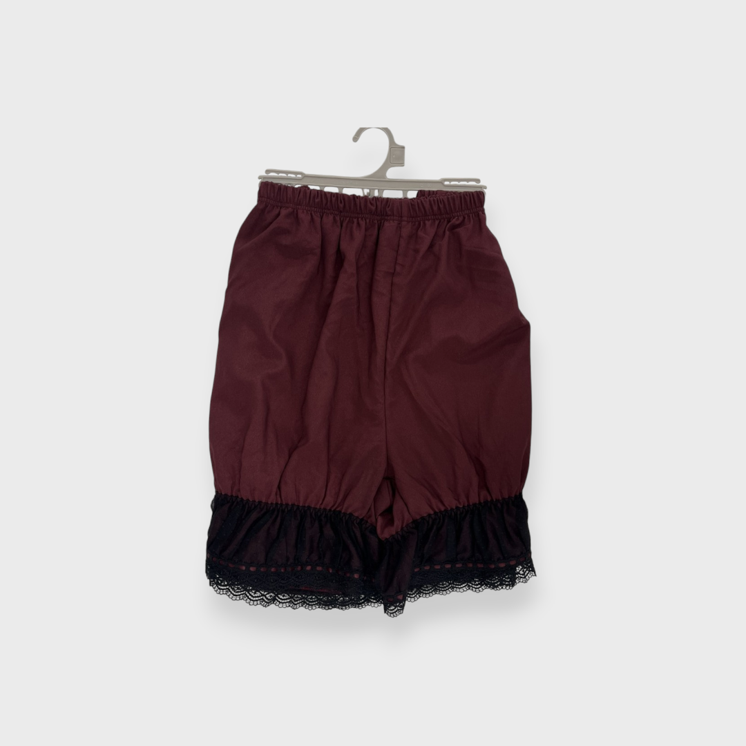 LACE RUFFLE DRAWERS