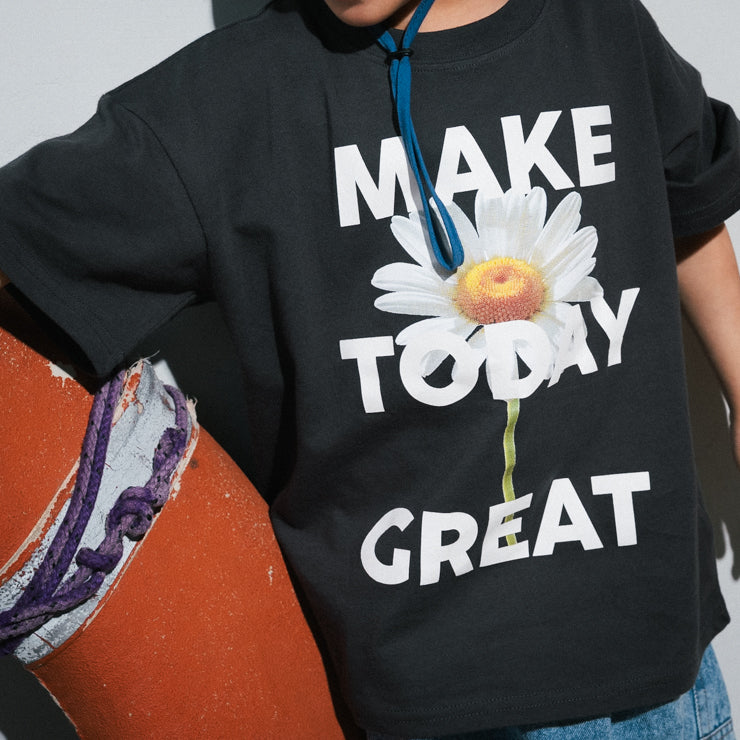 INABA OVERSIZED FLORAL GRAPHIC JUNIOR T-SHIRT (130CM)