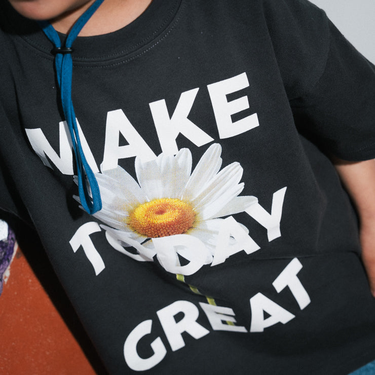 INABA OVERSIZED FLORAL GRAPHIC KIDS T-SHIRT (100-120CM)