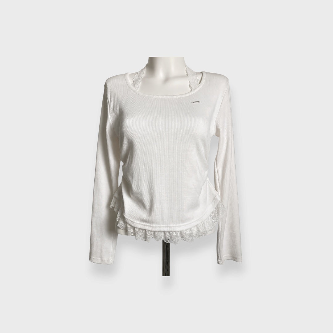 WOMEN'S LACE-HEM LONG-SLEEVE PULLOVER