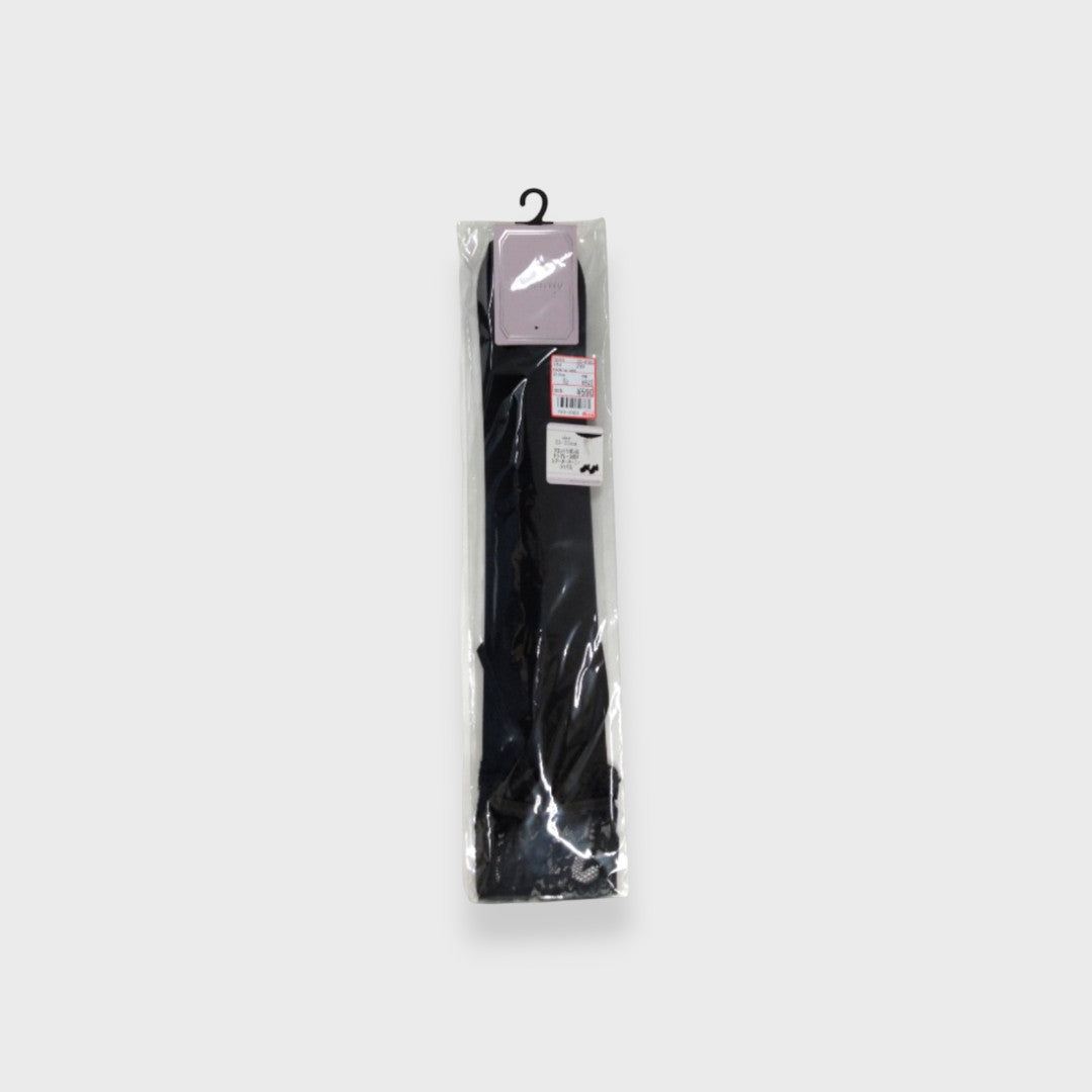 RIBBON LACE OVER-THE-KNEE SOCKS MEDIUM WHITE / MEDIUM BLACK