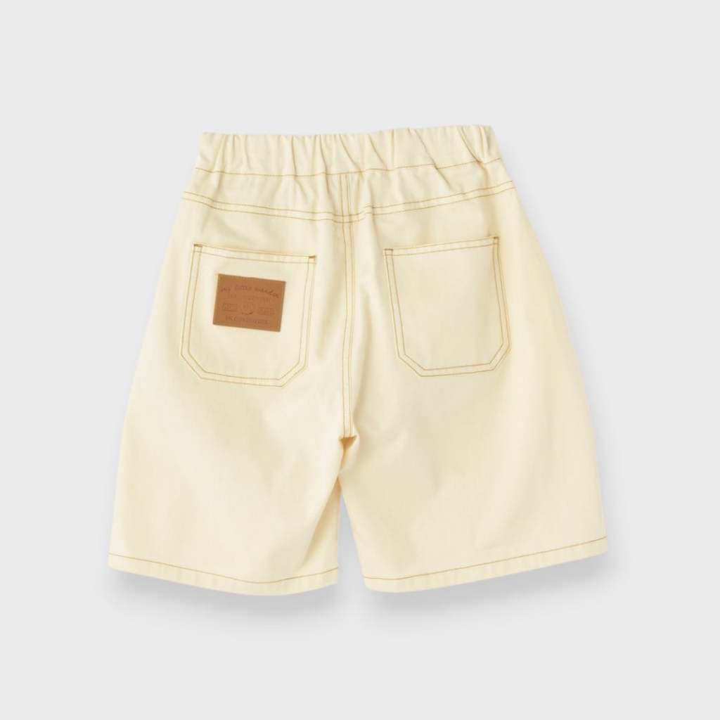 Kids (Size 100-120cm) กางเกงขาสั้นอวยืดพิมพ์ลายกราฟิกแอปเปิ้ลและดวงดาว แฟชั่นสไตล์สตรีทมินิมอล